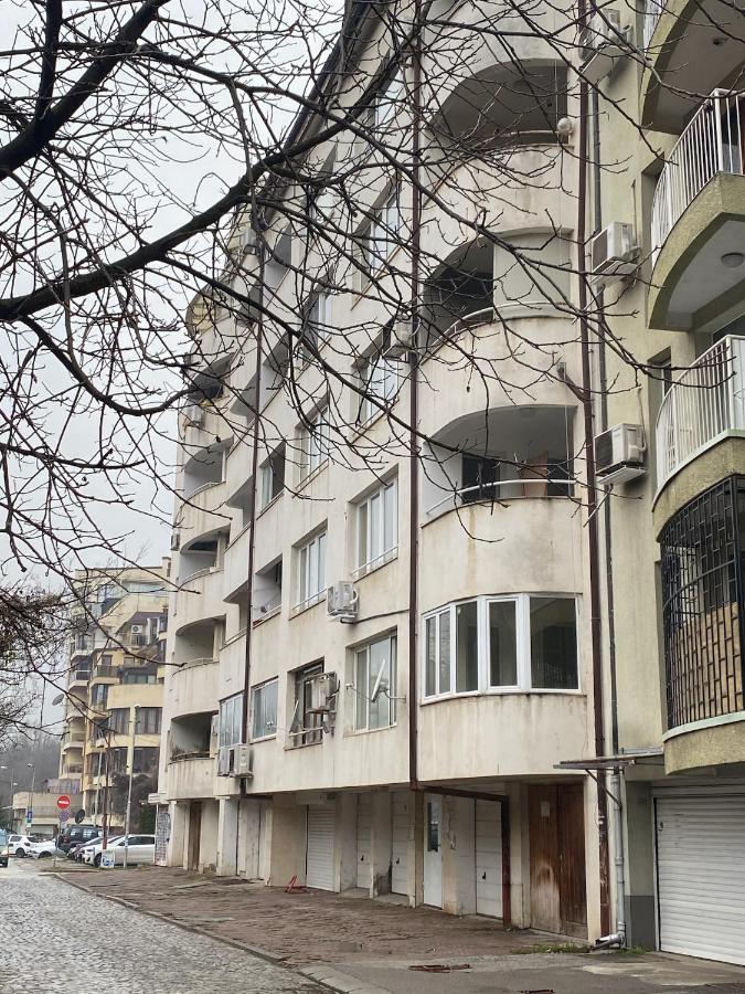 Spacious Apartment Next To South Park Просторен Апартамент До Южен Парк Top Location Sofia Exterior foto