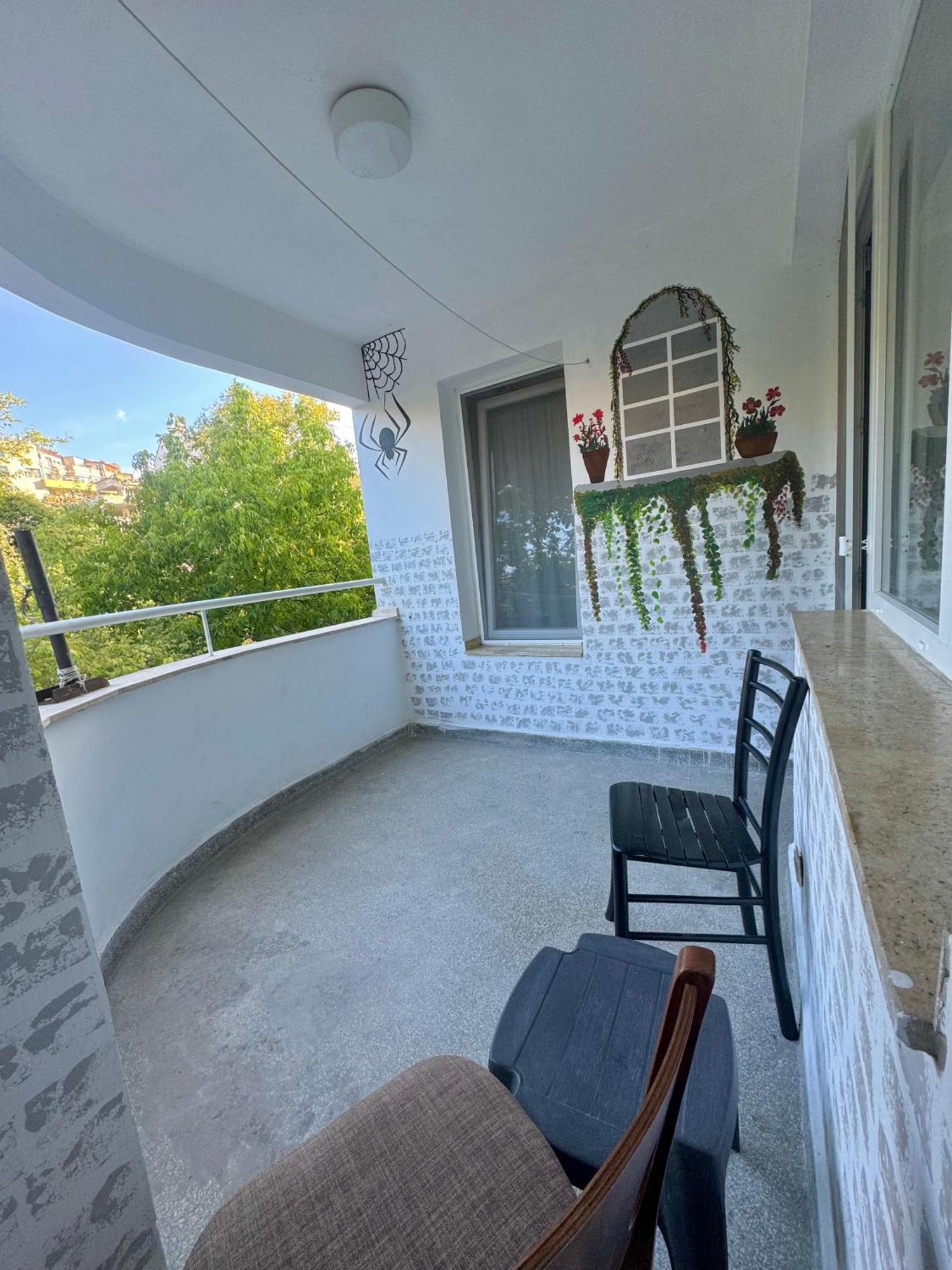 Spacious Apartment Next To South Park Просторен Апартамент До Южен Парк Top Location Sofia Exterior foto